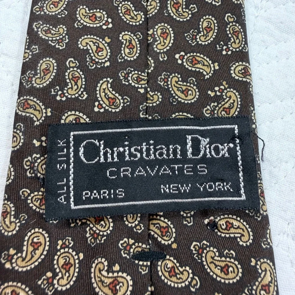Vtg Christian Dior Cravates All Silk Paisley Pattern Men's Tie Brown‎ 56